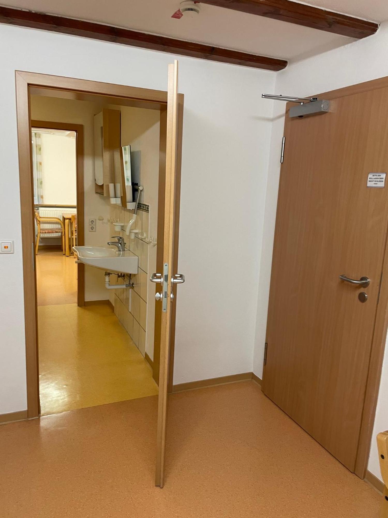 Personalwohnheim Altenpflege Foditsch Sankt Johann  Номер фото